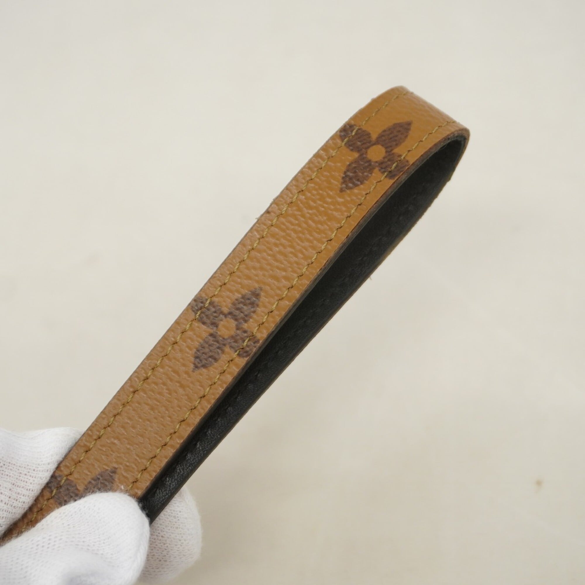 Louis Vuitton Brown Pouch (Pre-Owned)