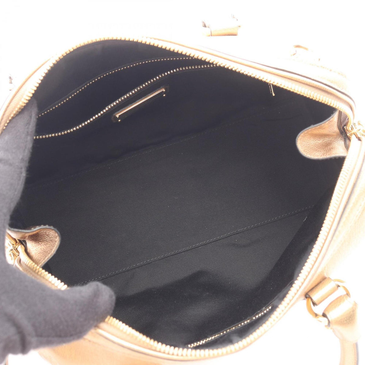 Salvatore Ferragamo Gold Leather Handbag (Pre-Owned)
