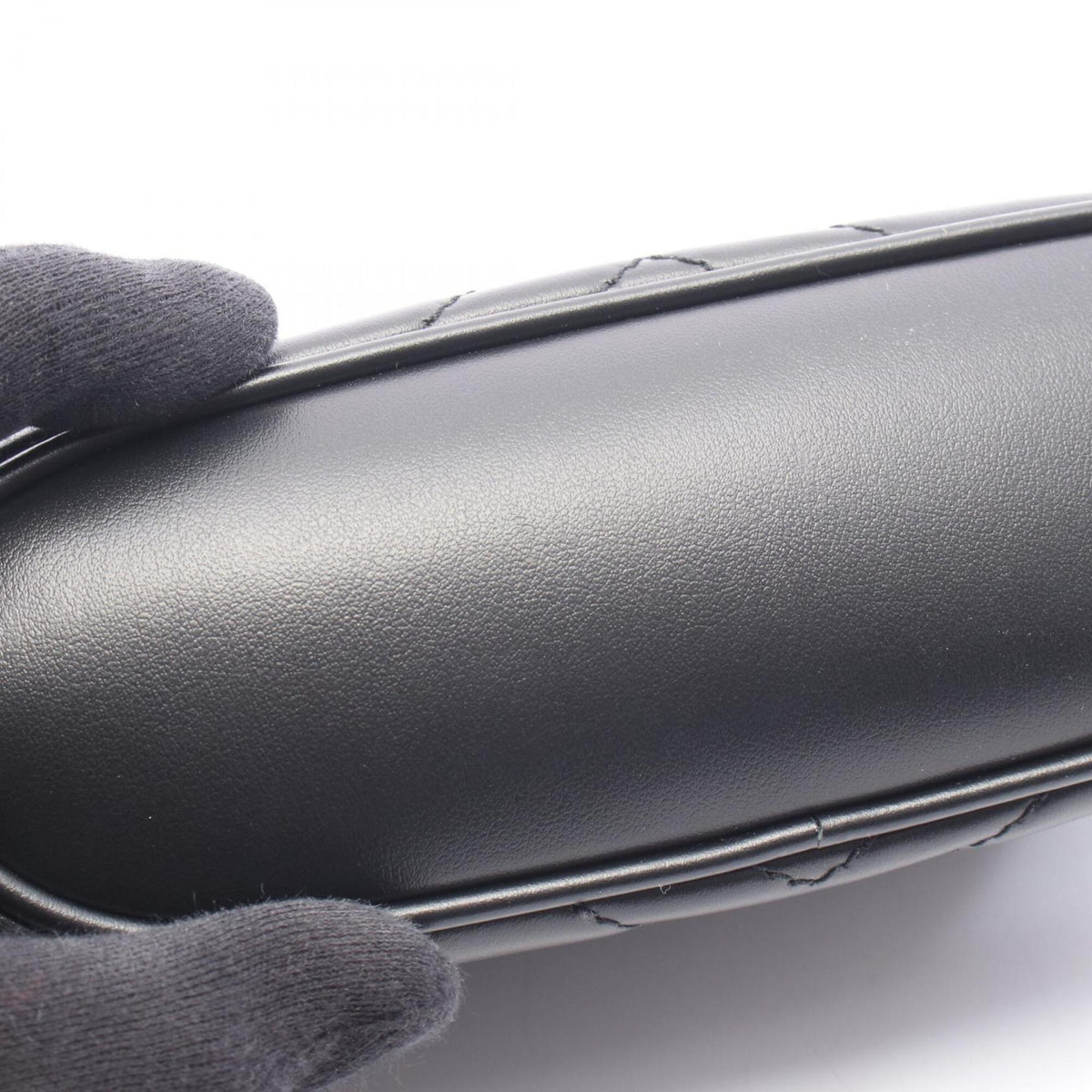 Gucci Black Leather Pouch (Pre-Owned)