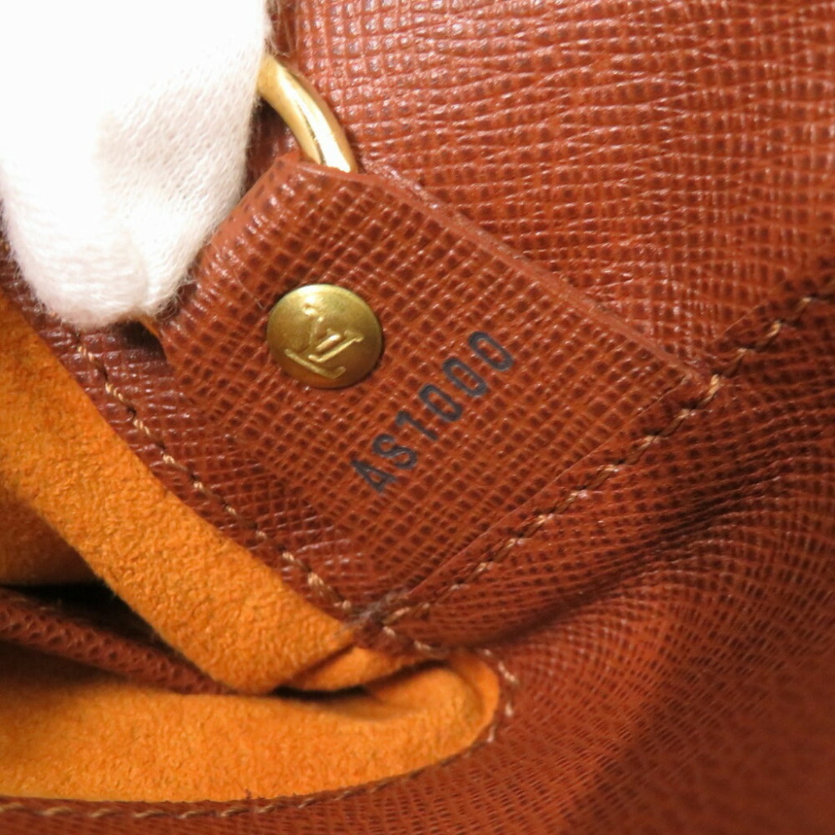 Louis Vuitton Brown Monogram Monogram Shoulder Bag (Pre-Owned)