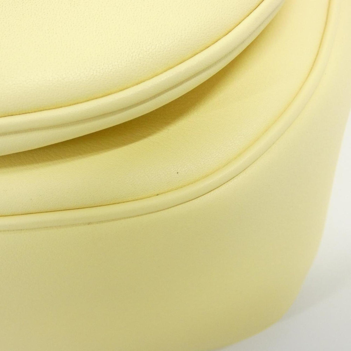 Gucci Yellow Leather Shoulder Bag (Pre-Owned)