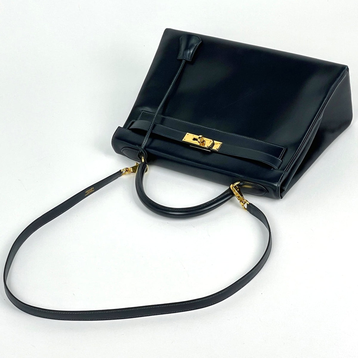 Hermes Navy Box Calf Leather Handbag (Pre-Owned)