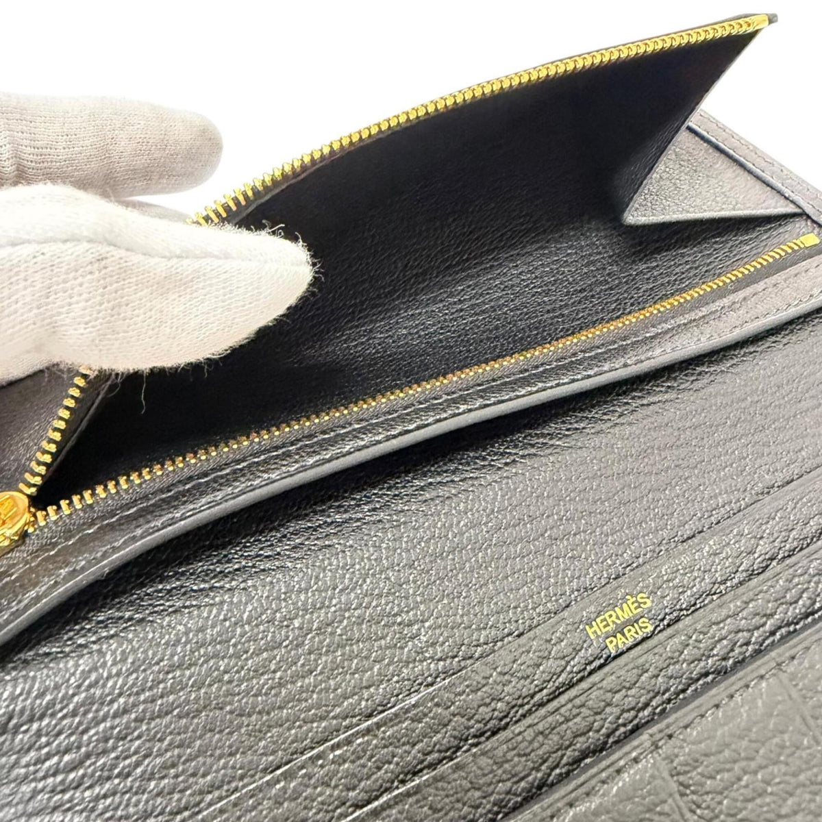 Hermes Black Chevre Leather Long Wallet (Bi-Fold) (Pre-Owned)