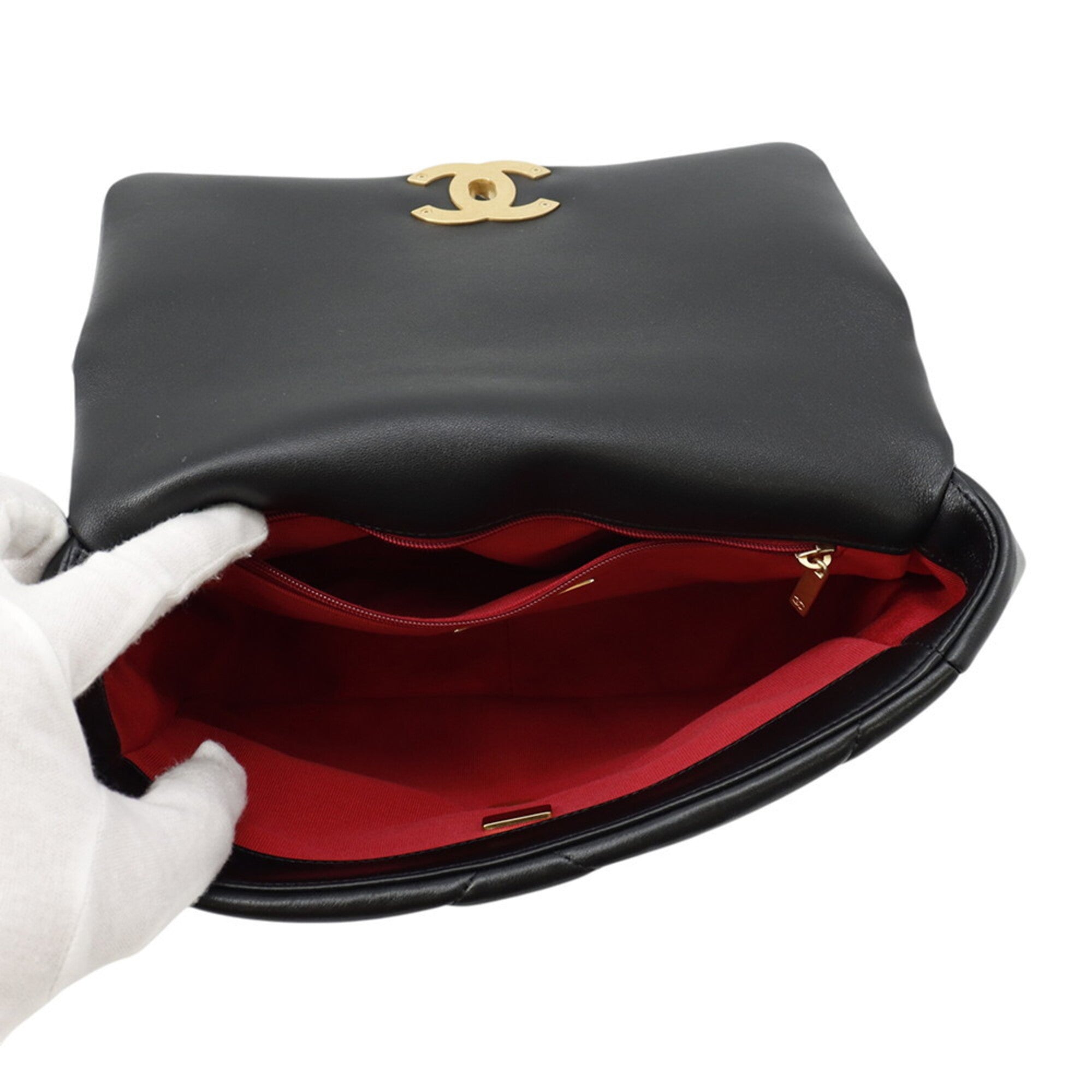 Chanel Matelasse Black Leather Handbag Shoulder Bag (Pre-Owned)