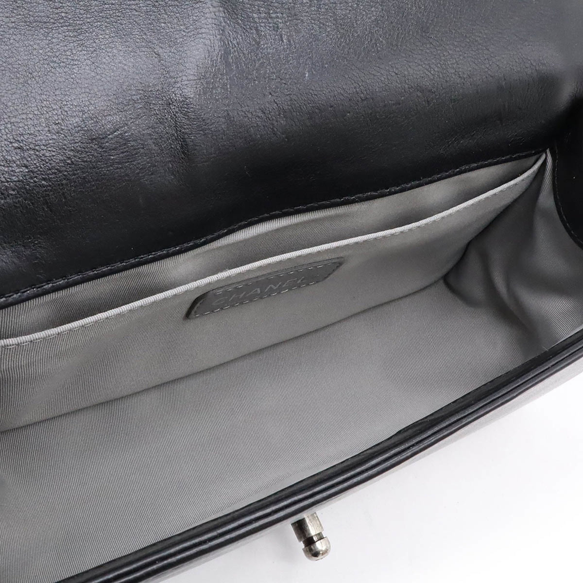 Chanel Wild Stitch Black Leather Shoulder Bag (Pre-Owned)