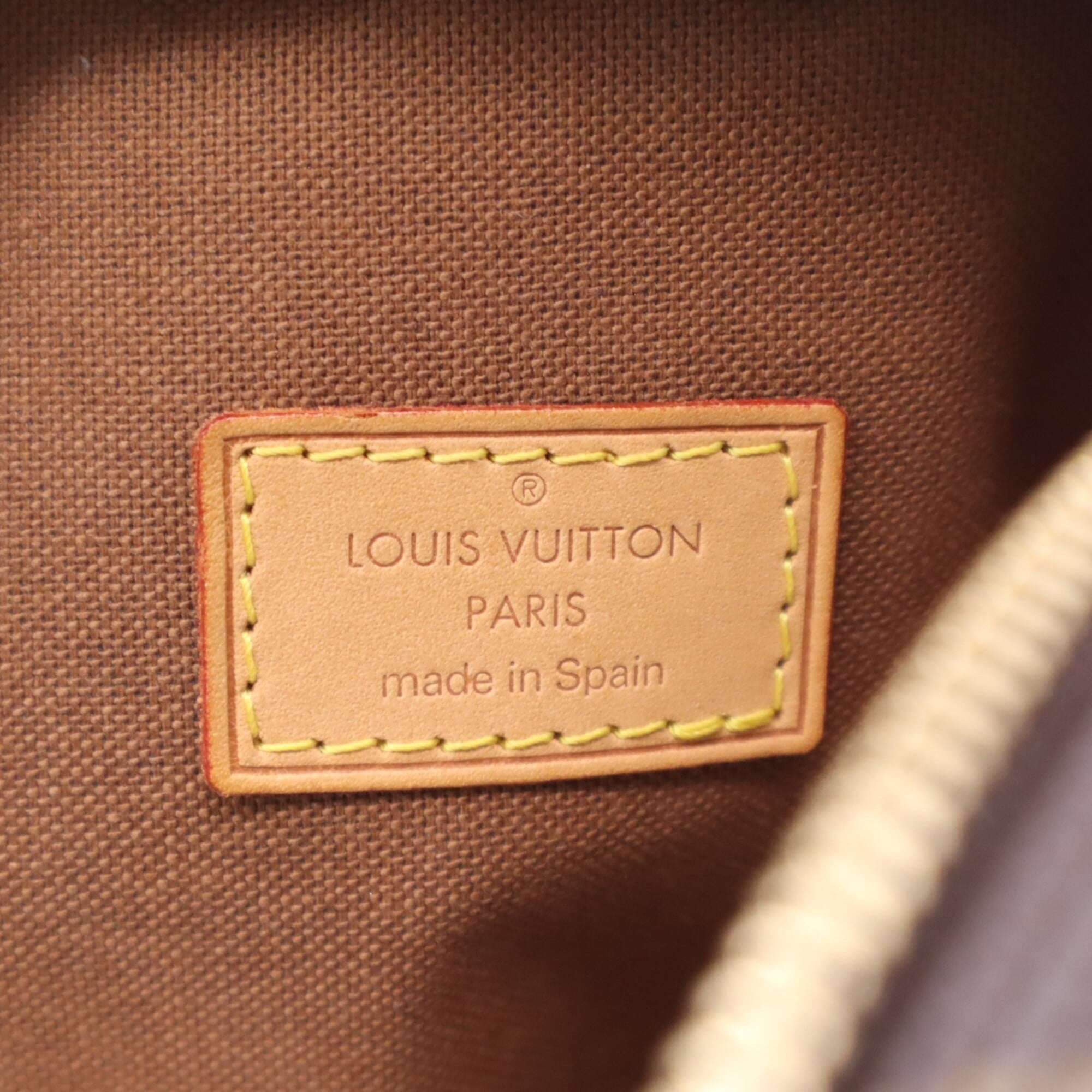 Louis Vuitton Beige Brown Coated Canvas Leather Pochette Shoulder Bag (Pre-Owned)