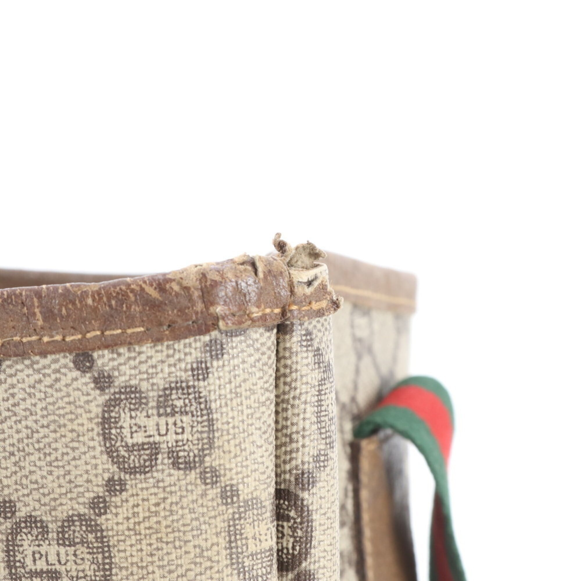 Gucci Sherry Line Beige Gg Plus Handbag (Pre-Owned)
