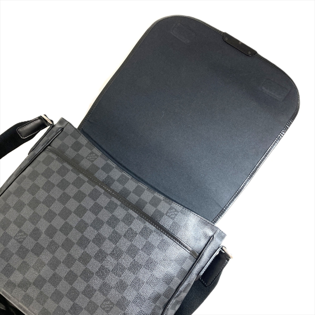 Louis Vuitton Black Damier Graphite Shoulder Bag (Pre-Owned)