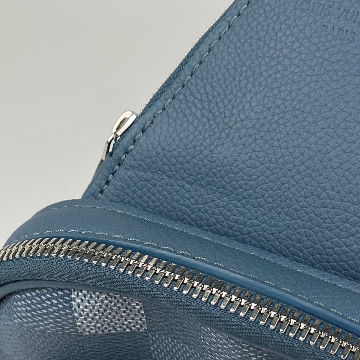 Louis Vuitton Dark Blue Sling Bag (Pre-Owned)