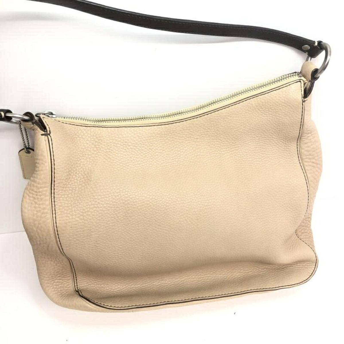 Coach Beige Leather Shoulder Bag (Pre-Owned)