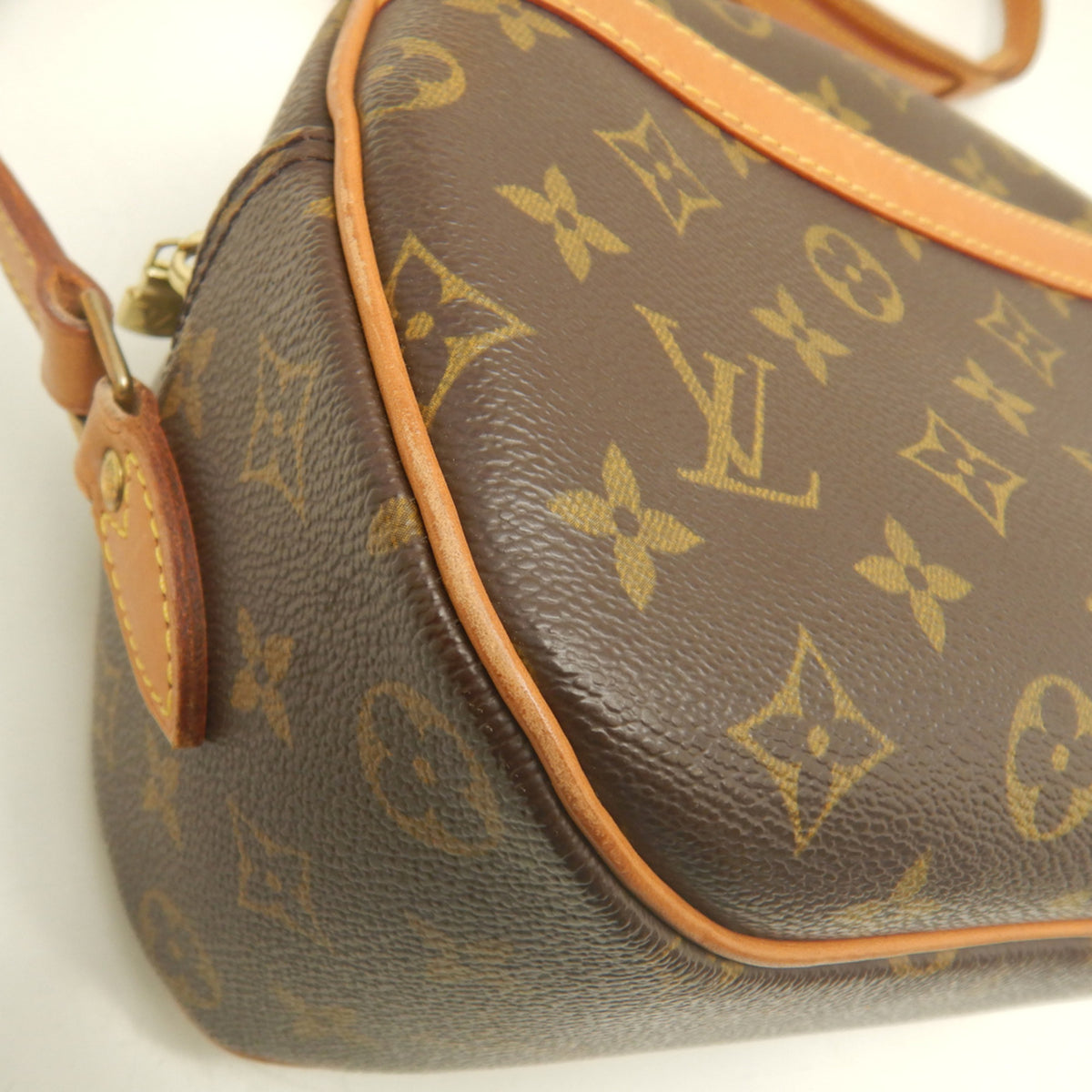 Louis Vuitton Brown Monogram Canvas Shoulder Bag (Pre-Owned)