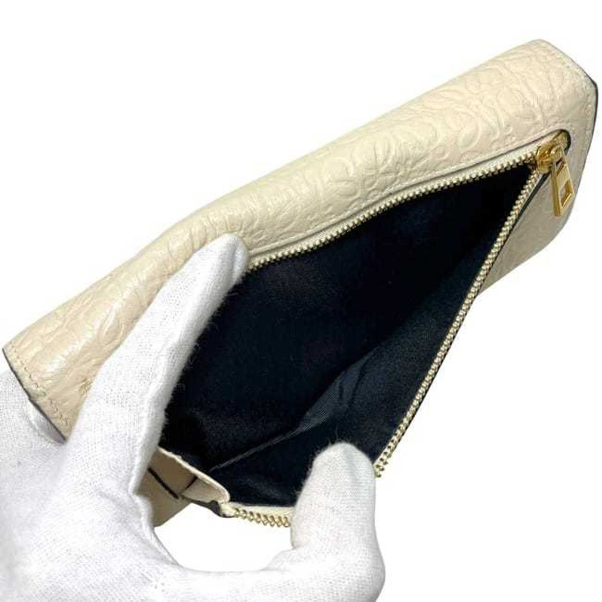 Loewe Beige Leather Long Wallet (Bi-Fold) (Pre-Owned)