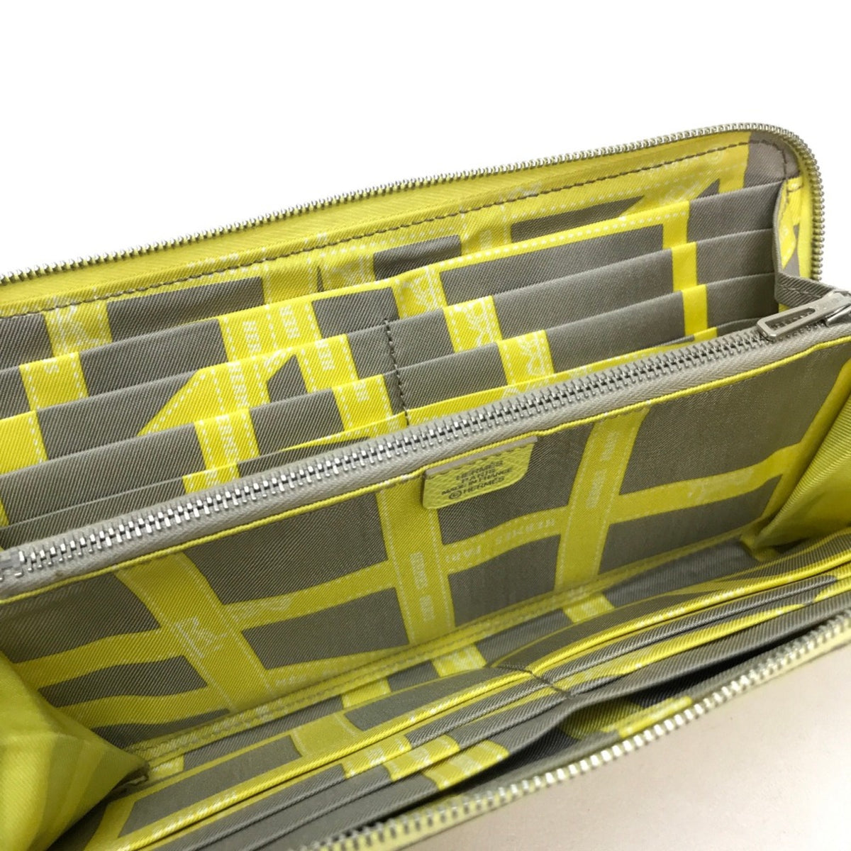 Hermes Yellow Leather Long Wallet (Bi-Fold) (Pre-Owned)
