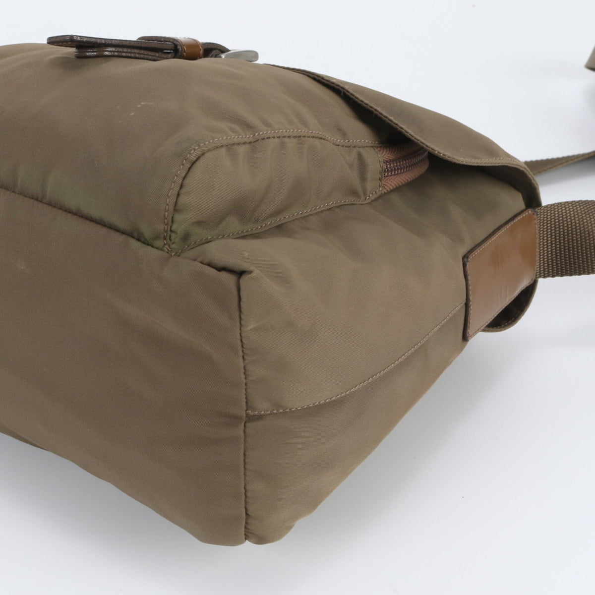 Prada Khaki Leather Nylon Messenger Bag Shoulder Bag (Pre-Owned)