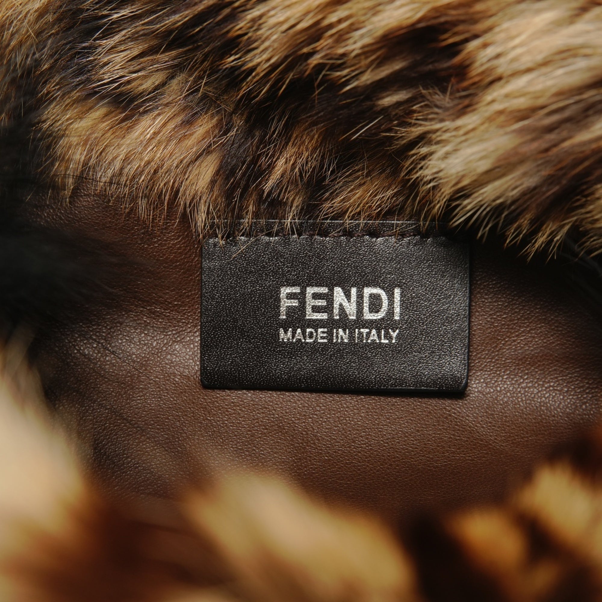 Fendi Brown Shoulder Bag (Pre-Owned)