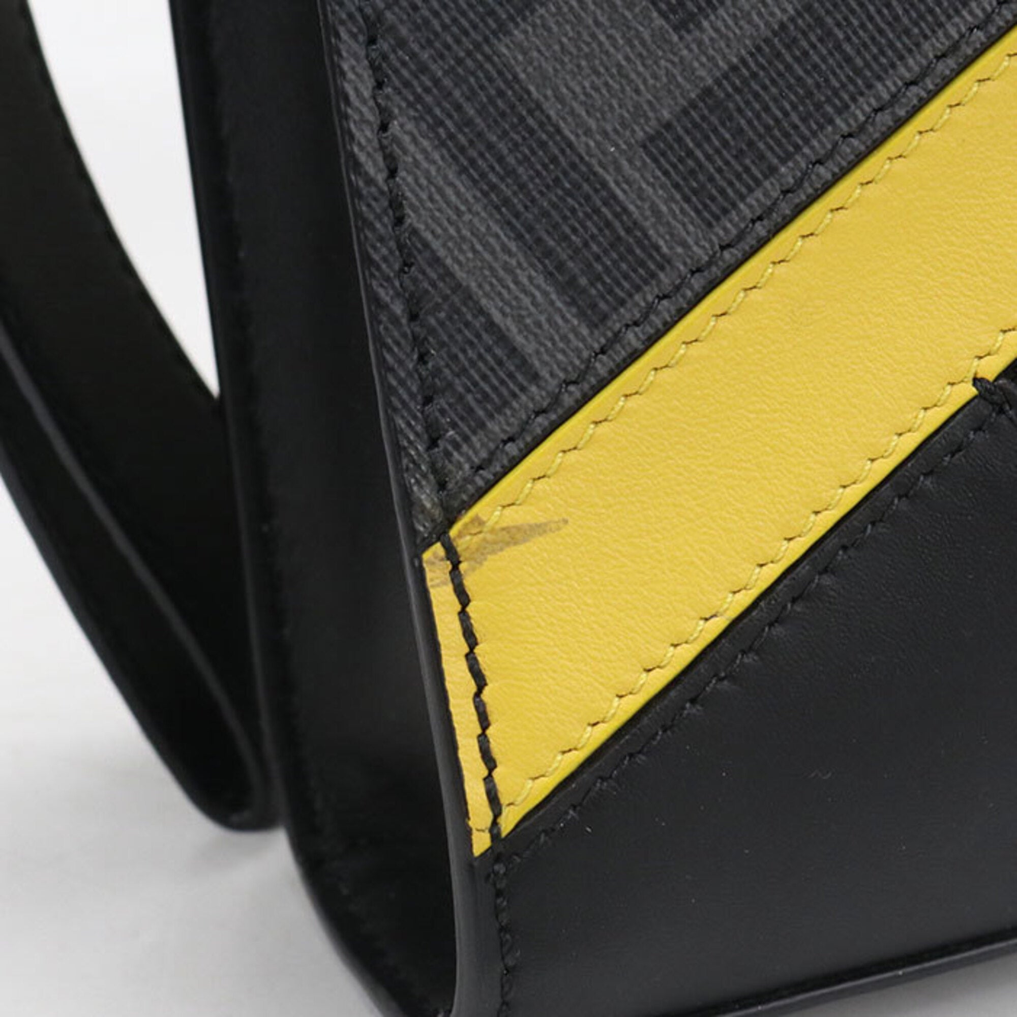 Fendi Black Pvc Leather Clutch Bag (Pre-Owned)