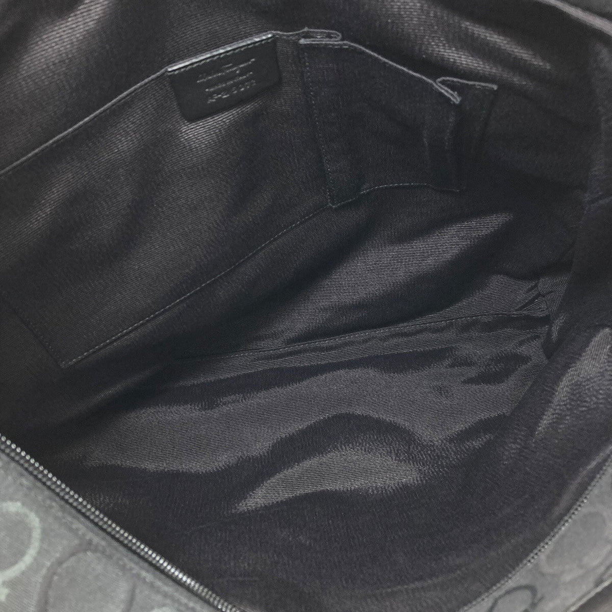 Salvatore Ferragamo Gancini Black Canvas Tote Bag (Pre-Owned)