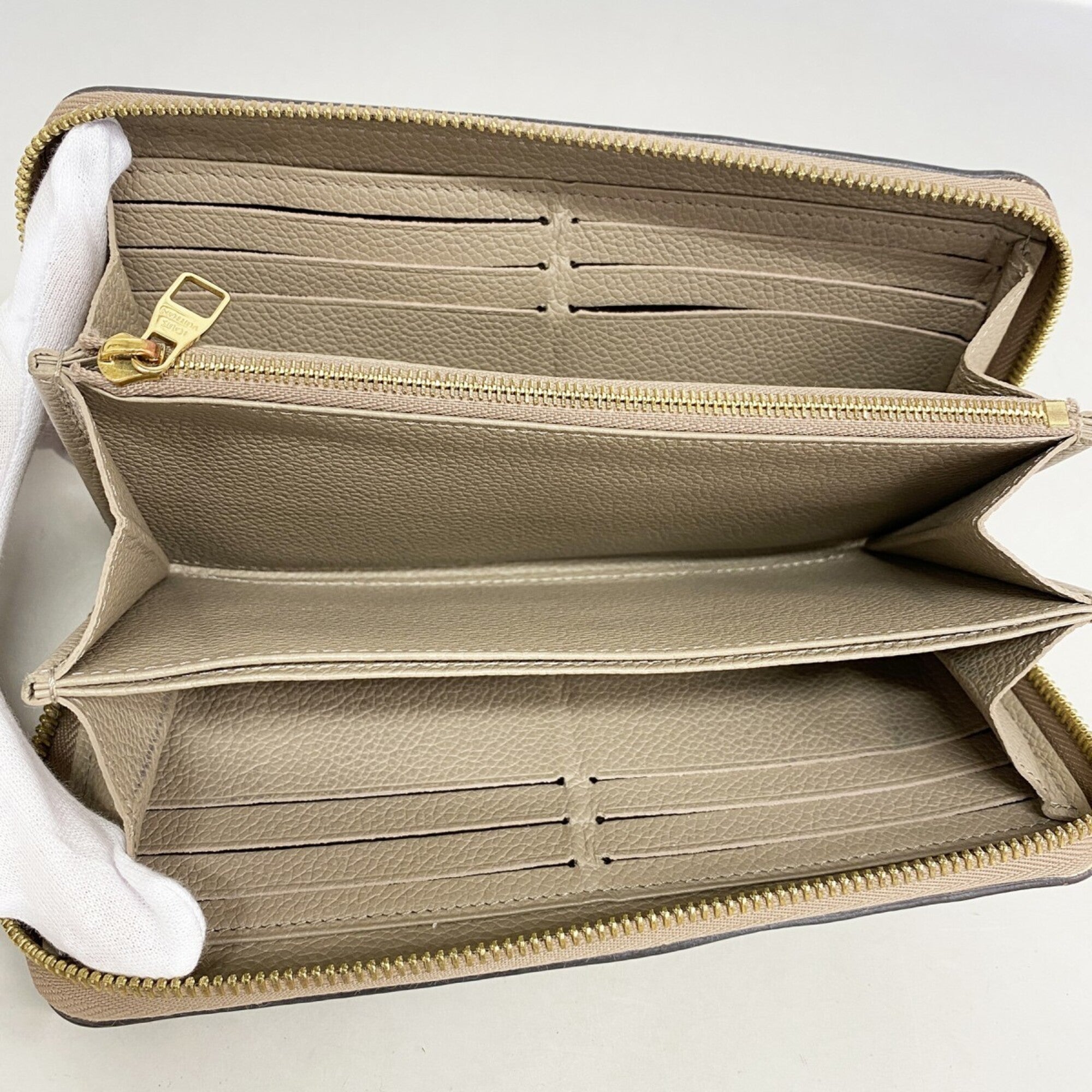 Louis Vuitton Cream Tourterelle Long Wallet (Bi-Fold) (Pre-Owned)