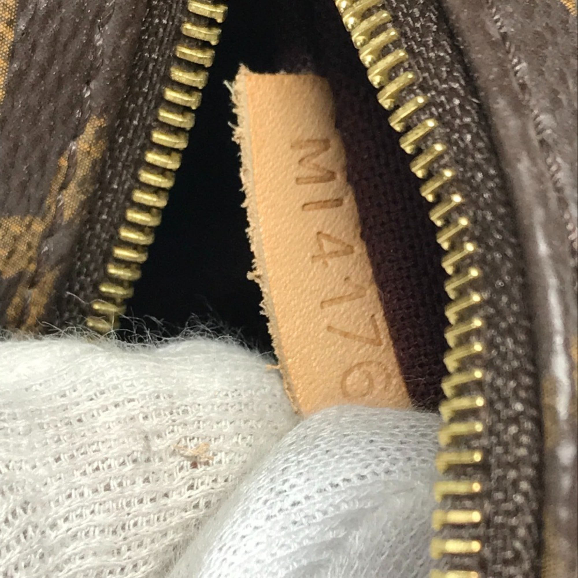 Louis Vuitton Brown Monogram Monogram Shoulder Bag Tote Bag (Pre-Owned)