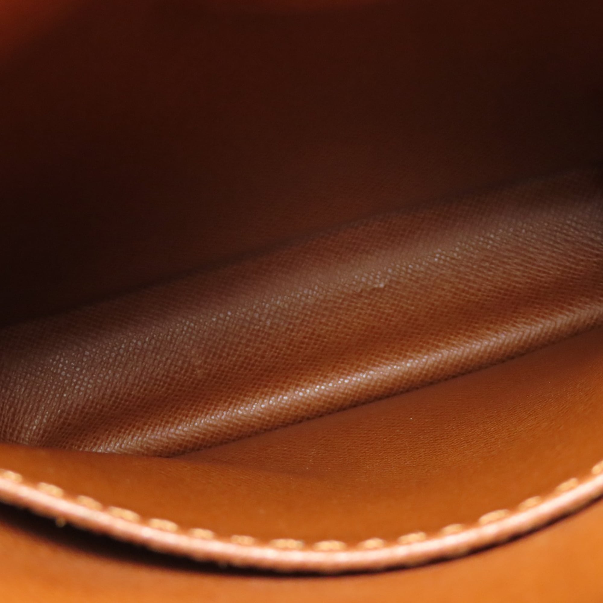 Louis Vuitton Brown Monogram Monogram Canvas Shoulder Bag (Pre-Owned)