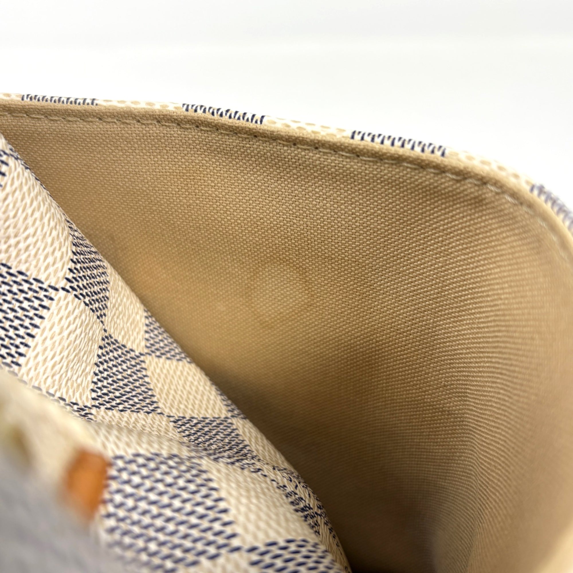 Louis Vuitton Damier Azur White Damier Azur Shoulder Bag Tote Bag (Pre-Owned)