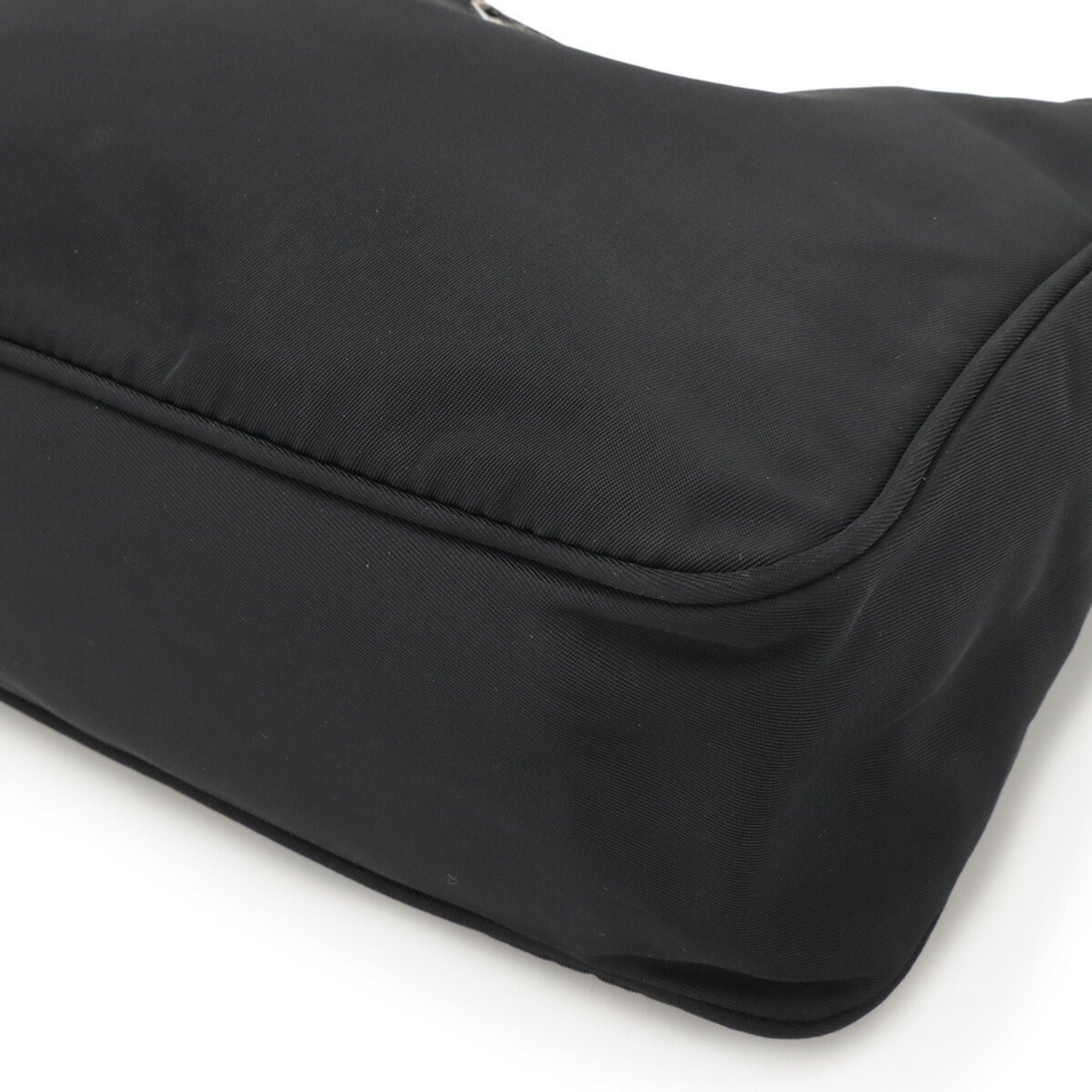 Prada Black Nero Nylon Handbag (Pre-Owned)