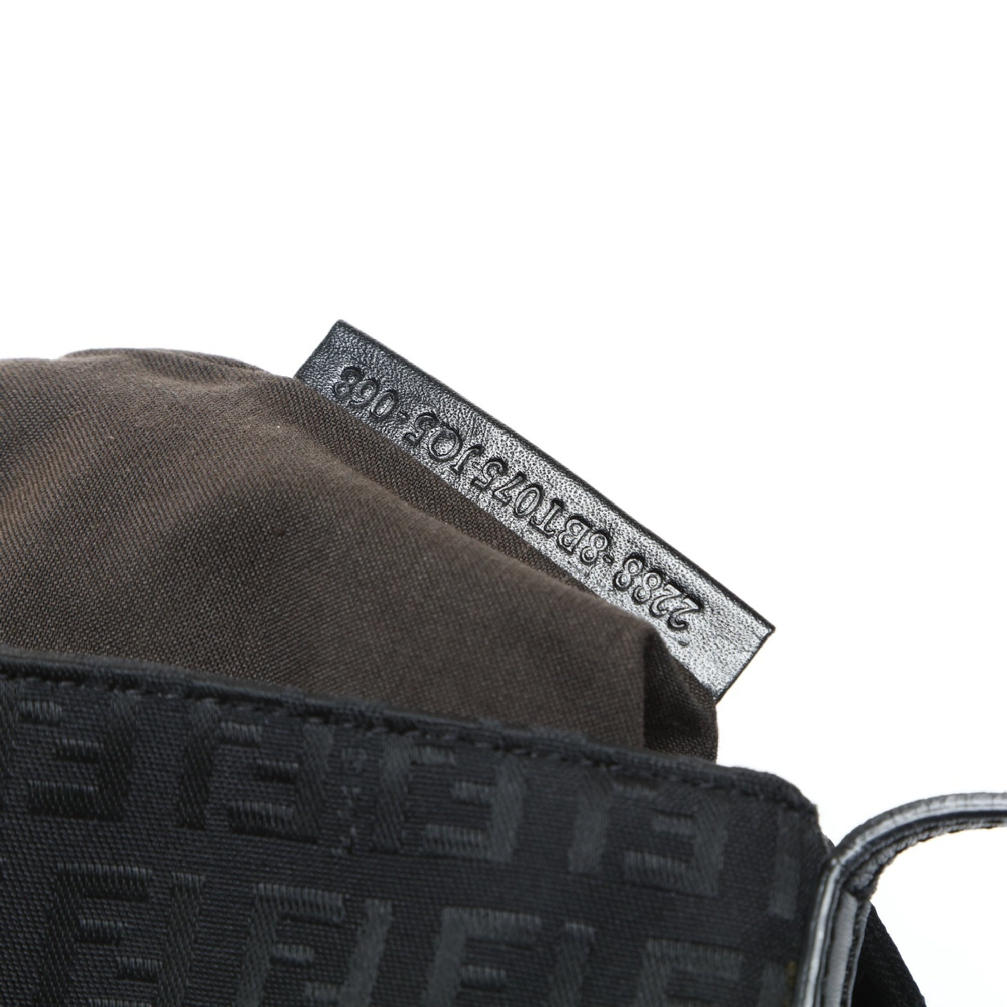 Fendi Black Canvas Shoulder Bag (Pre-Owned)