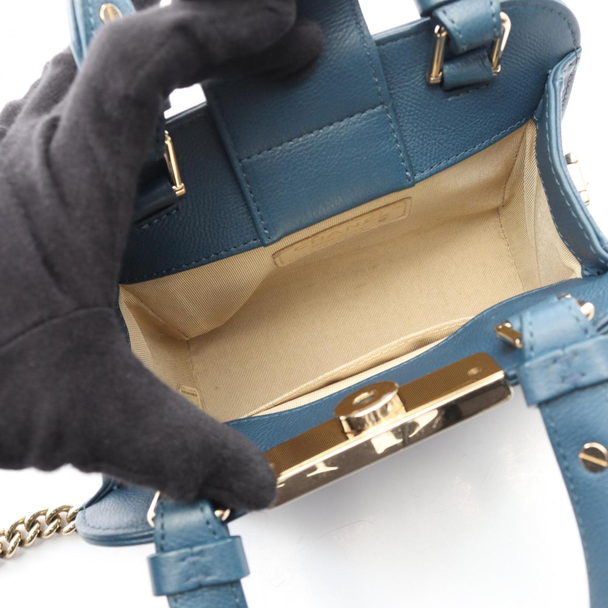 Chanel Matelasse Blue Leather Handbag Shoulder Bag (Pre-Owned)