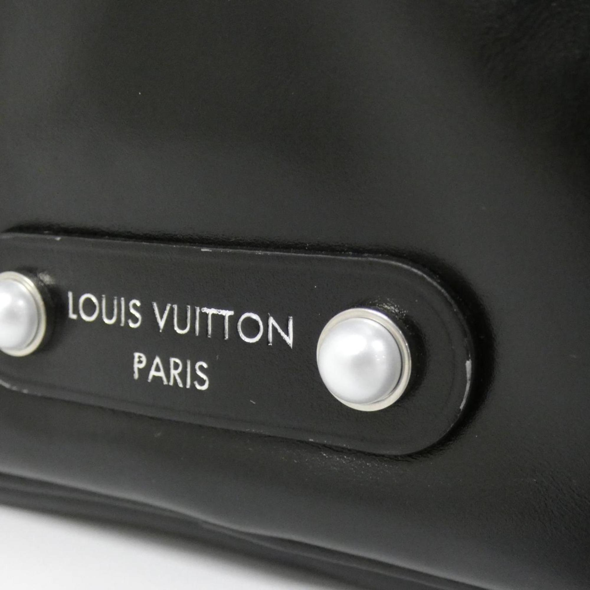 Louis Vuitton Black Leather Shoulder Bag (Pre-Owned)