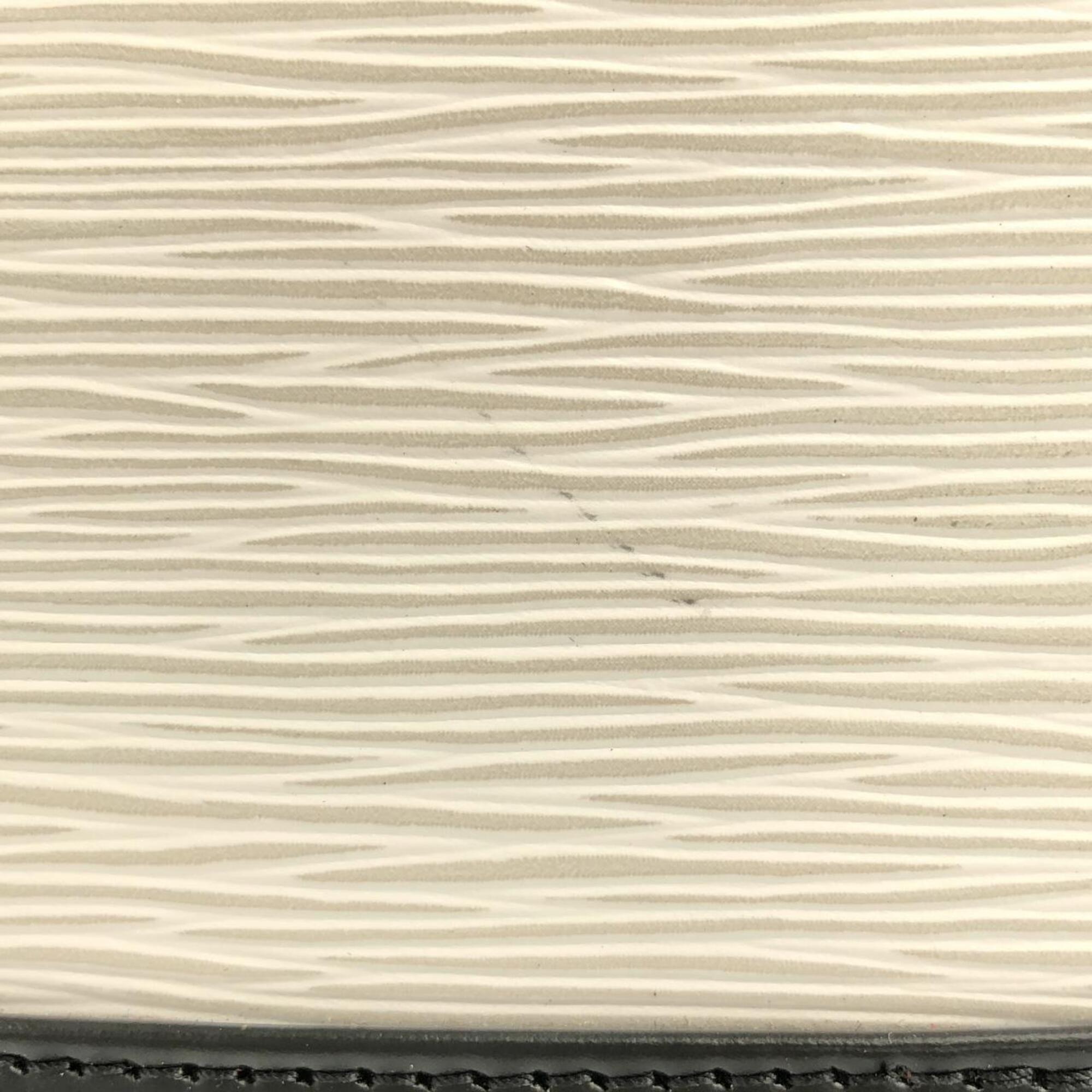 Louis Vuitton Silver Leather Handbag (Pre-Owned)
