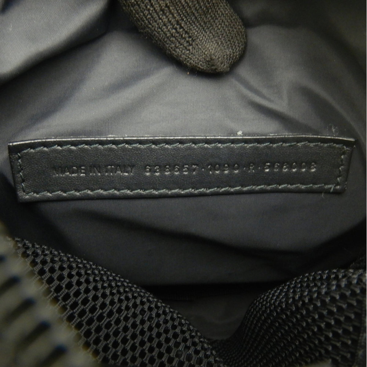 Balenciaga Black Nylon Shoulder Bag (Pre-Owned)