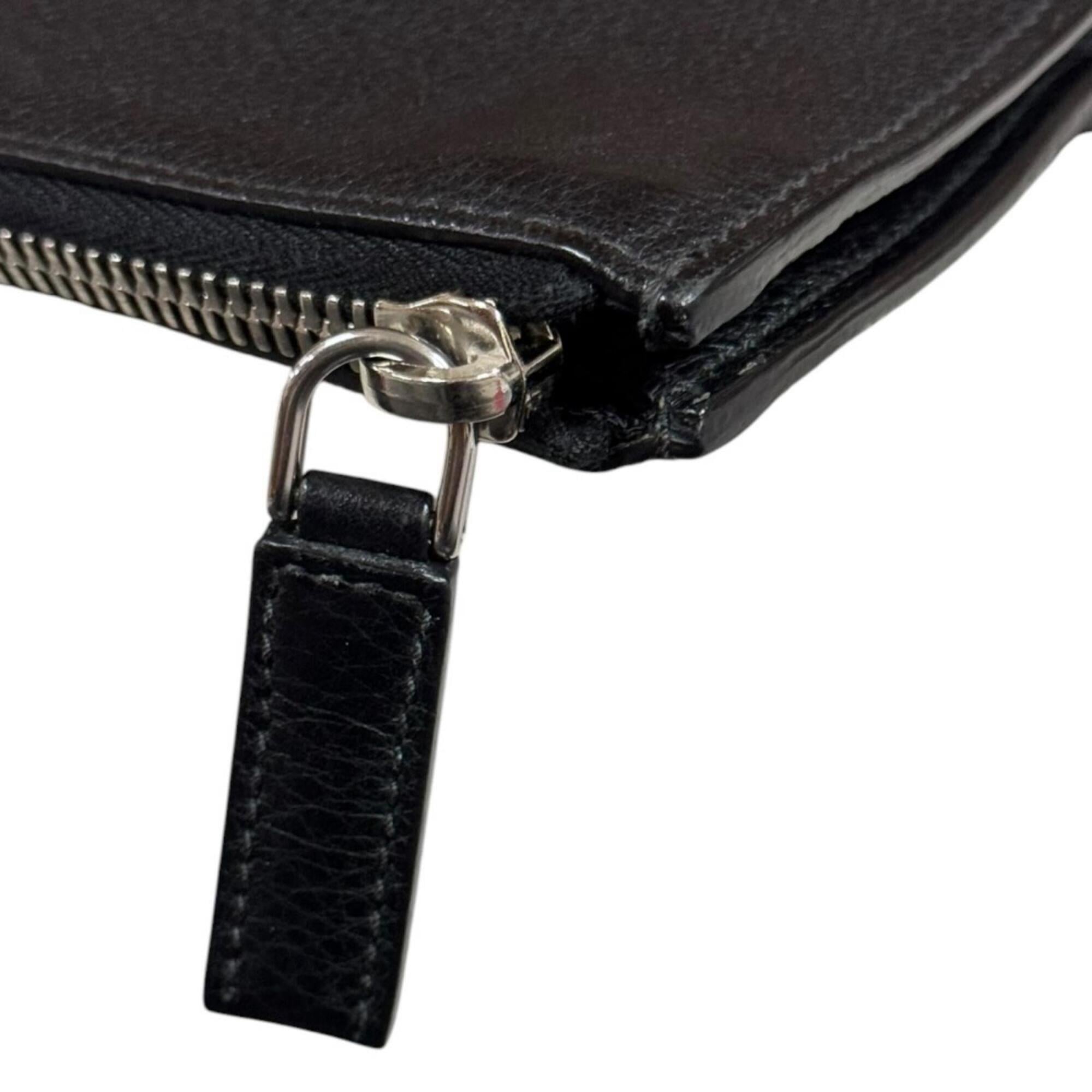 Prada Black Leather Clutch Bag (Pre-Owned)