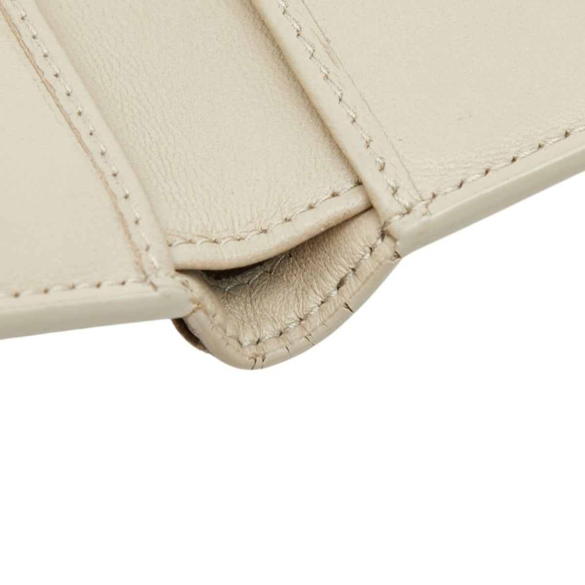 Bottega Veneta Beige Leather Wallet (Bi-Fold) (Pre-Owned)