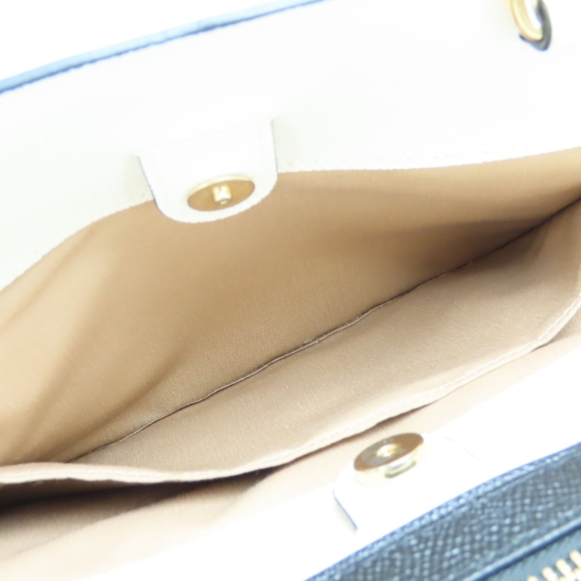 Coach Beige Black Ivory Leather Handbag (Pre-Owned)