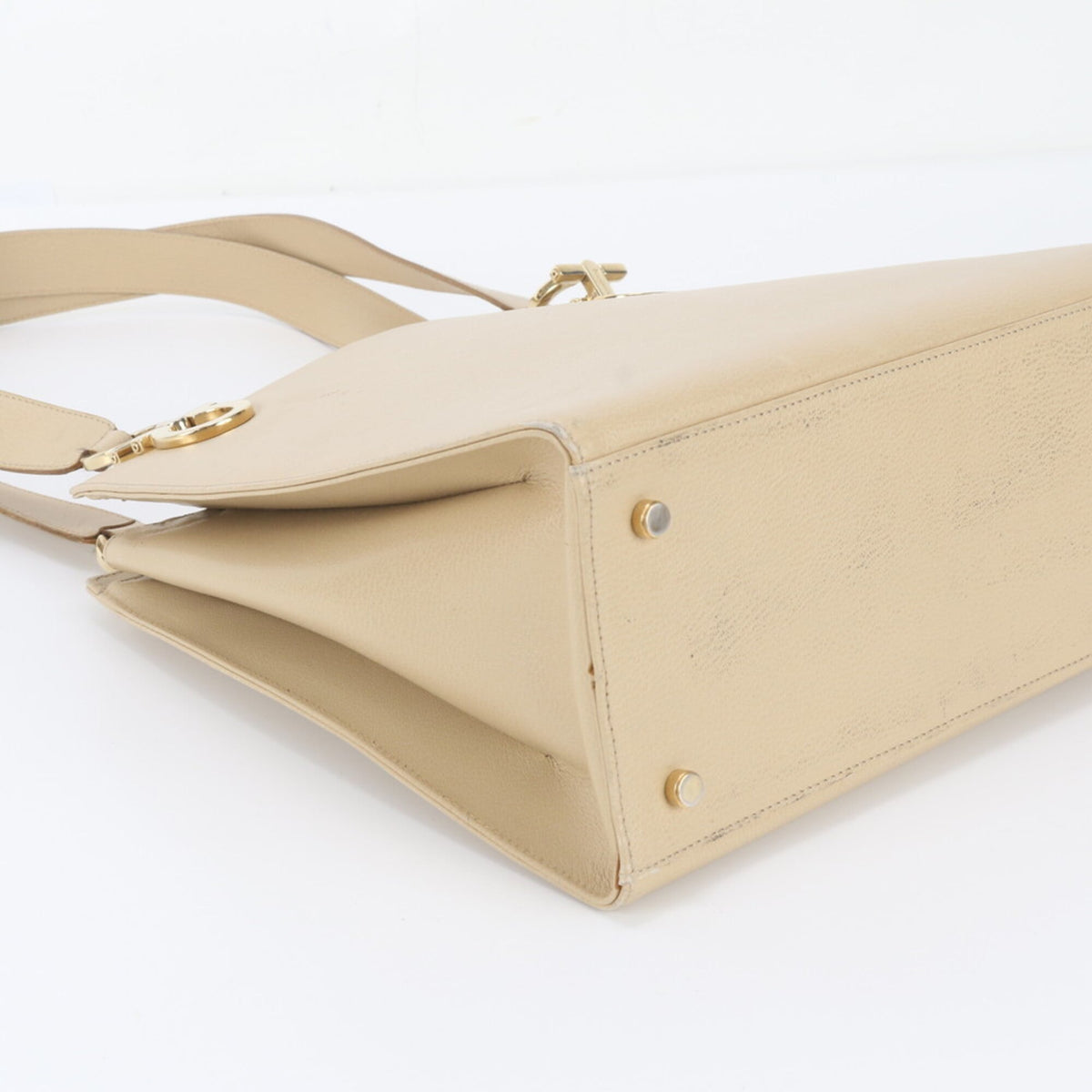 Salvatore Ferragamo Beige Leather Handbag Shoulder Bag Tote Bag (Pre-Owned)