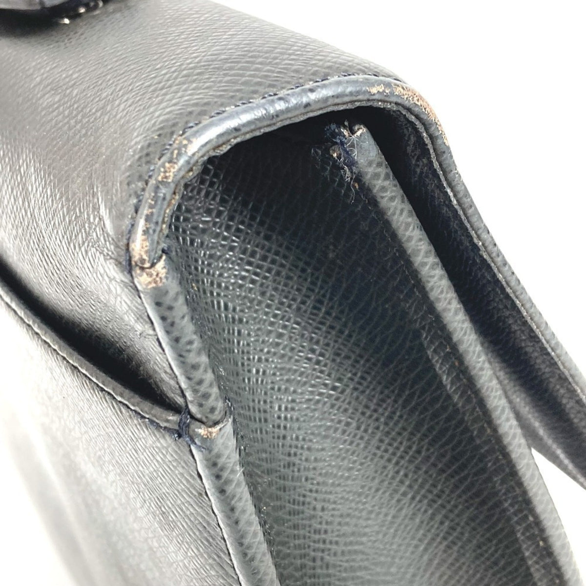 Louis Vuitton Ardoise Black Taiga Leather Briefcase Handbag (Pre-Owned)