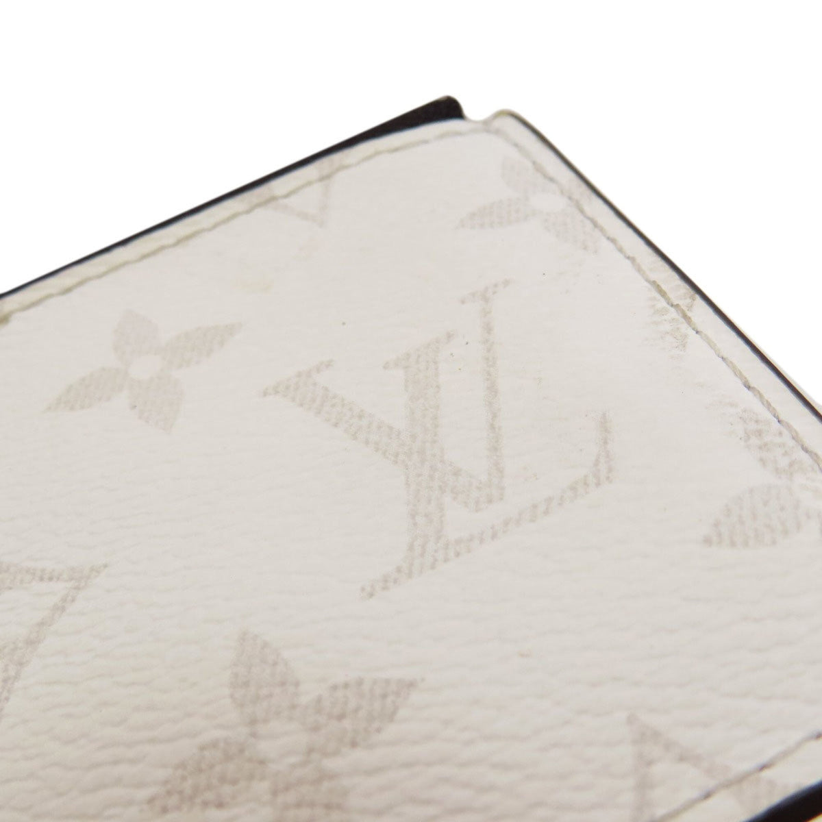 Louis Vuitton Monogram White Taigarama Shoulder Bag (Pre-Owned)
