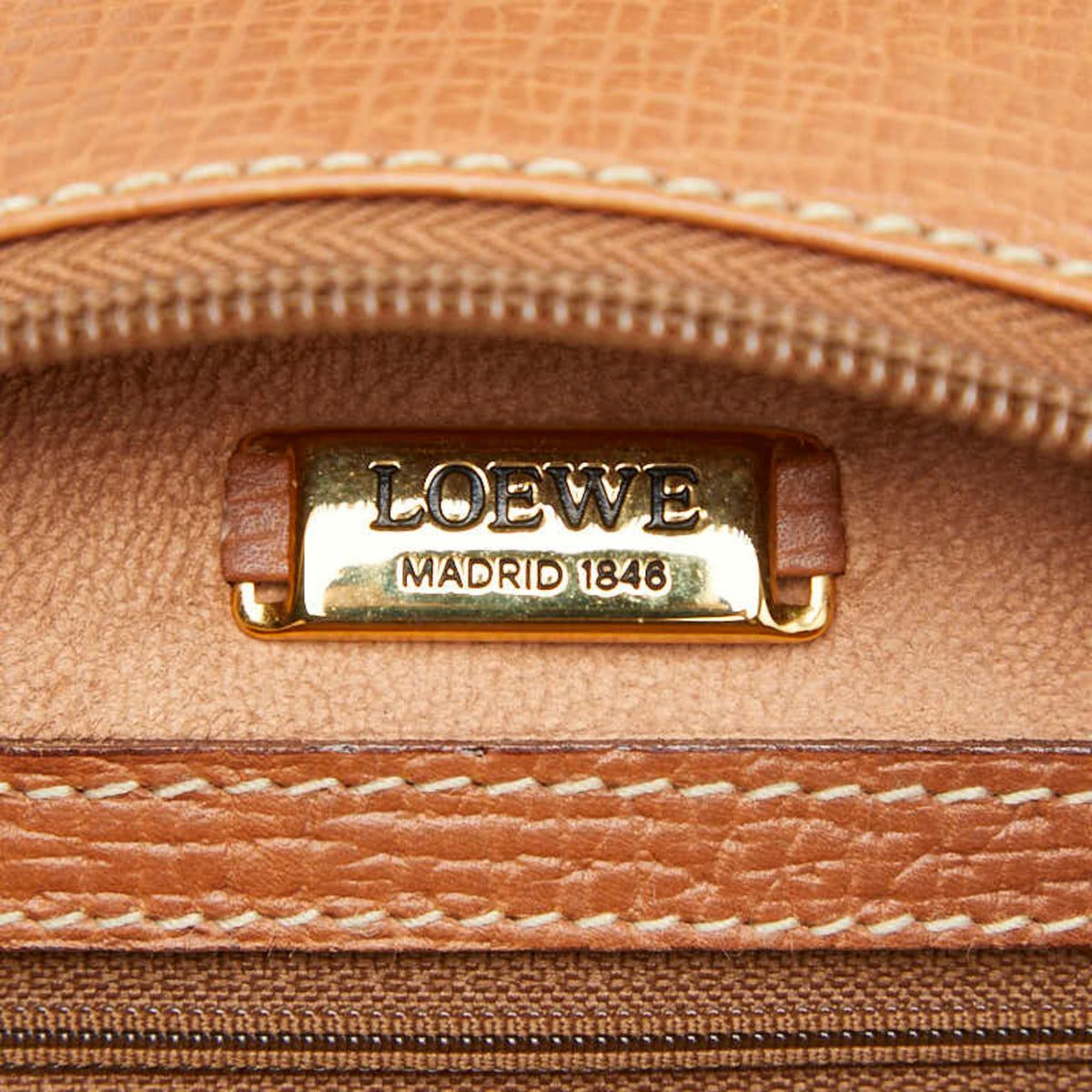 Loewe Brown Leather Handbag (Pre-Owned)