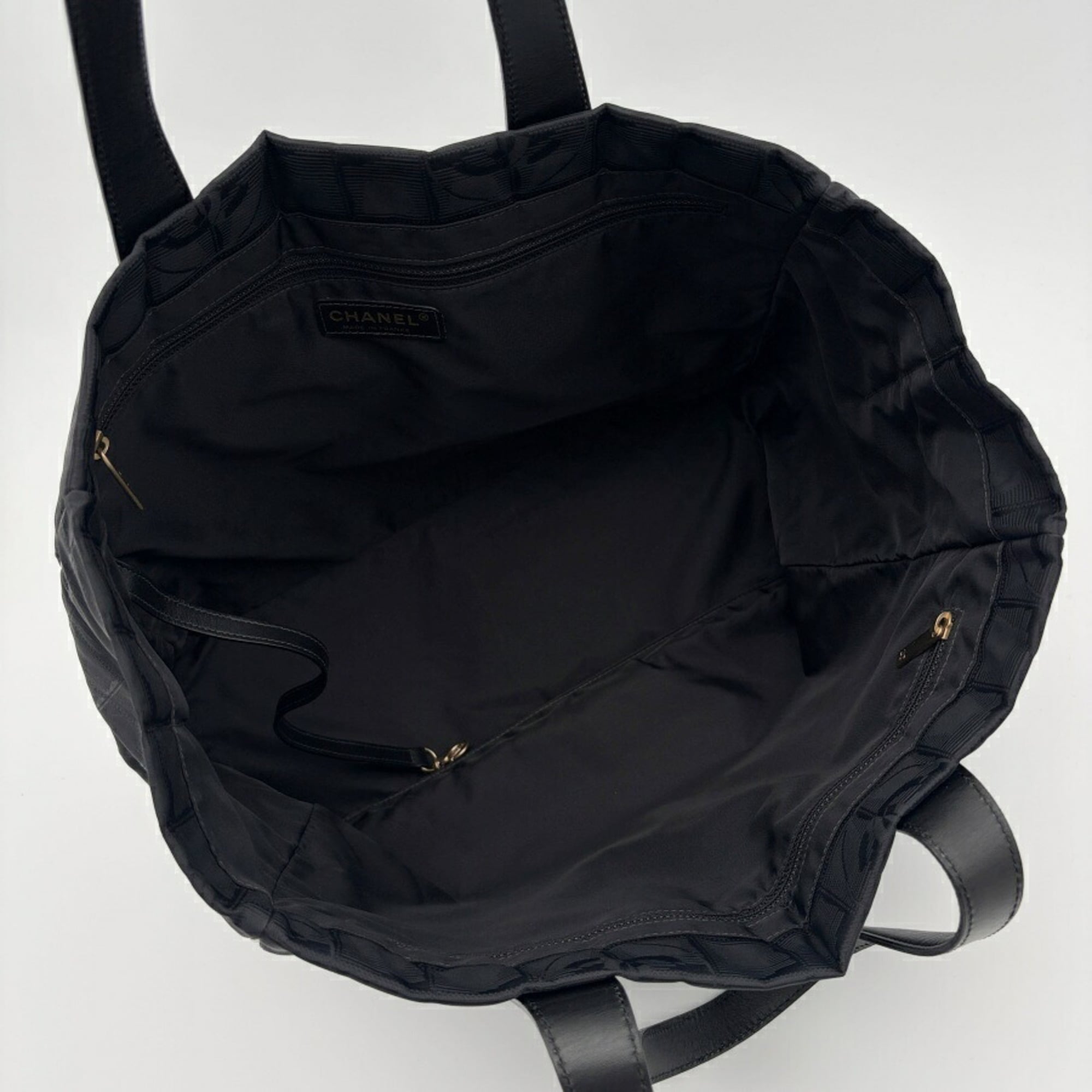 Chanel Black Nylon Jacquard Leather Tote Bag (Pre-Owned)