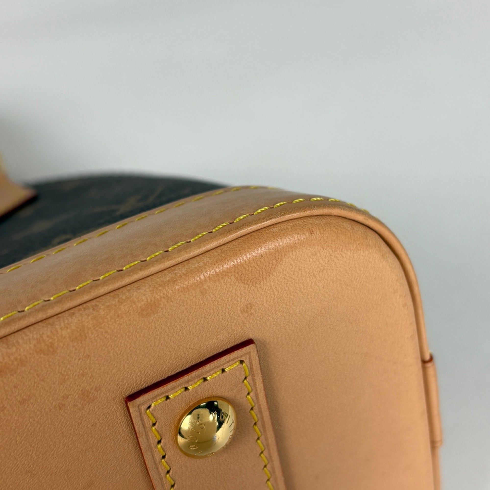 Louis Vuitton Brown Monogram Handbag (Pre-Owned)