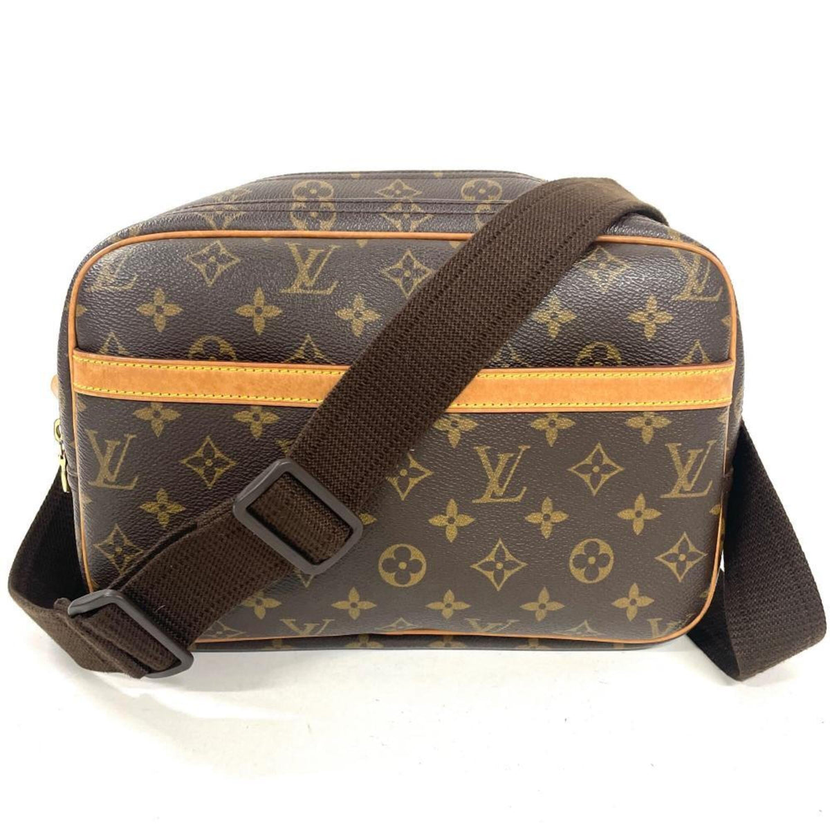 Louis Vuitton Brown Monogram Monogram Shoulder Bag (Pre-Owned)