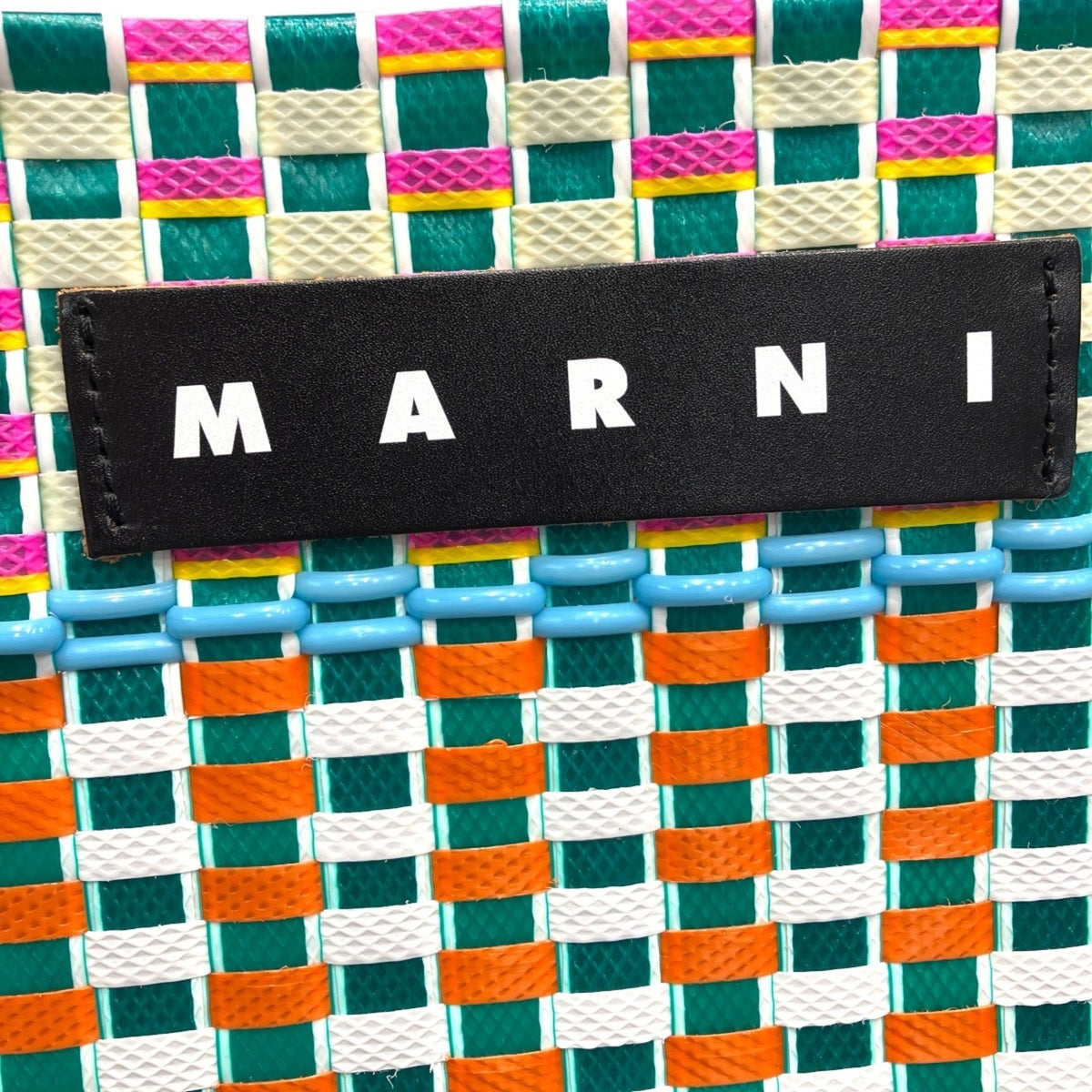 Marni Plastic Handbag (Pre-Owned)