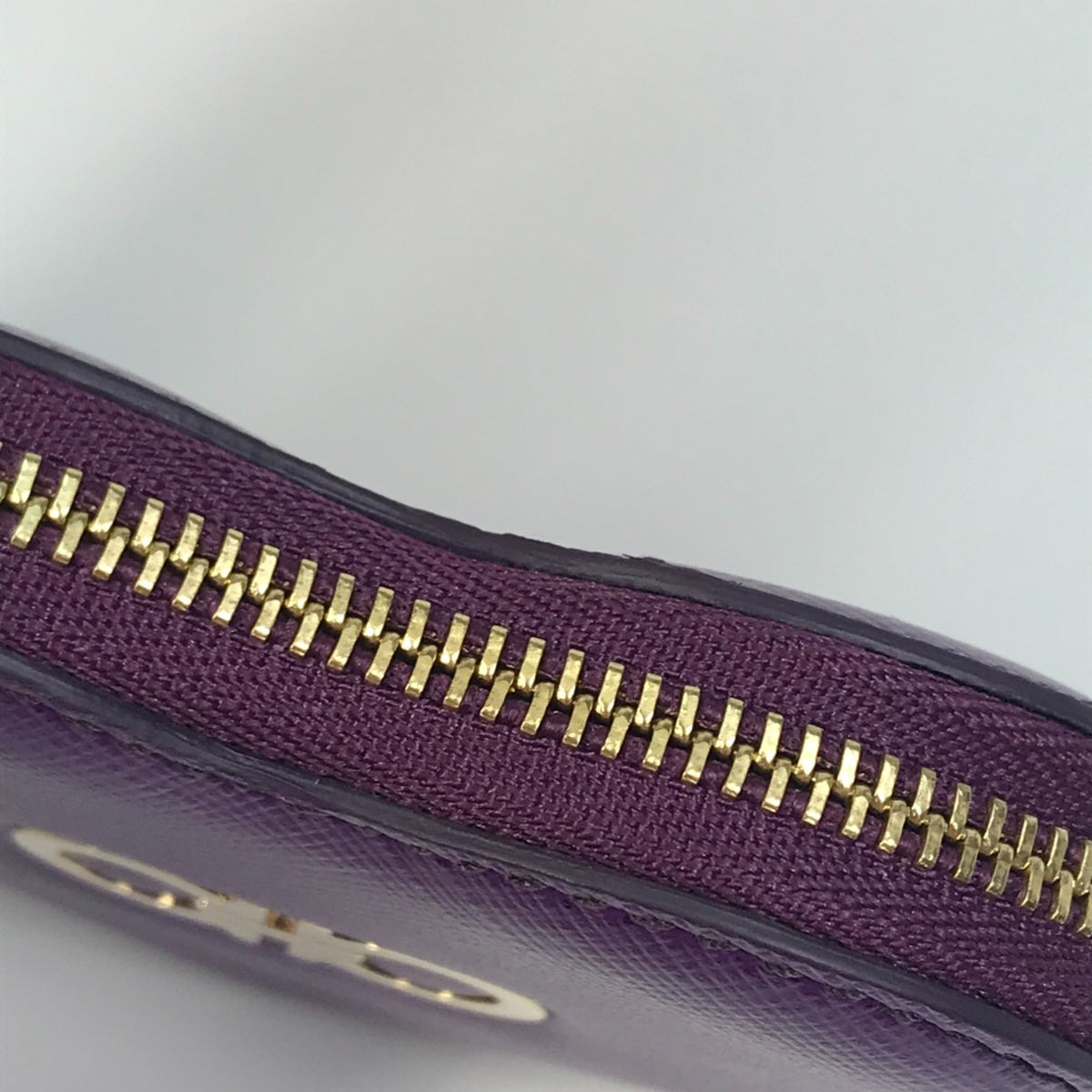 Salvatore Ferragamo Purple Leather Coin Purse/Coin Case (Pre-Owned)