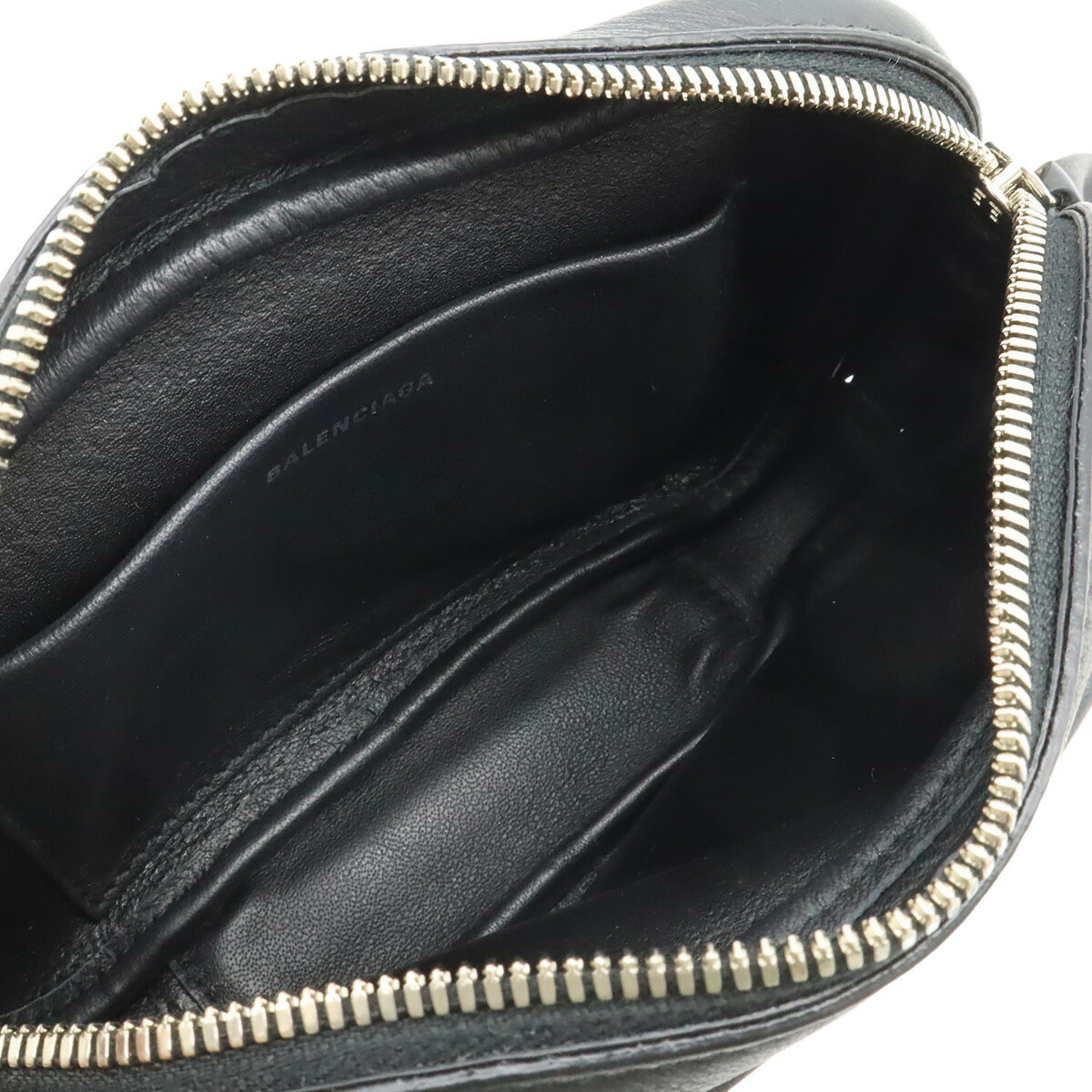 Balenciaga Black Leather Pochette Shoulder Bag (Pre-Owned)