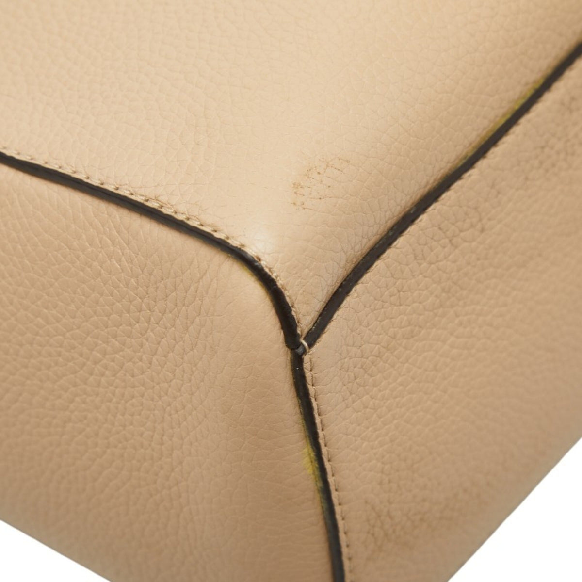 Michael Kors Beige Leather Tote Bag (Pre-Owned)