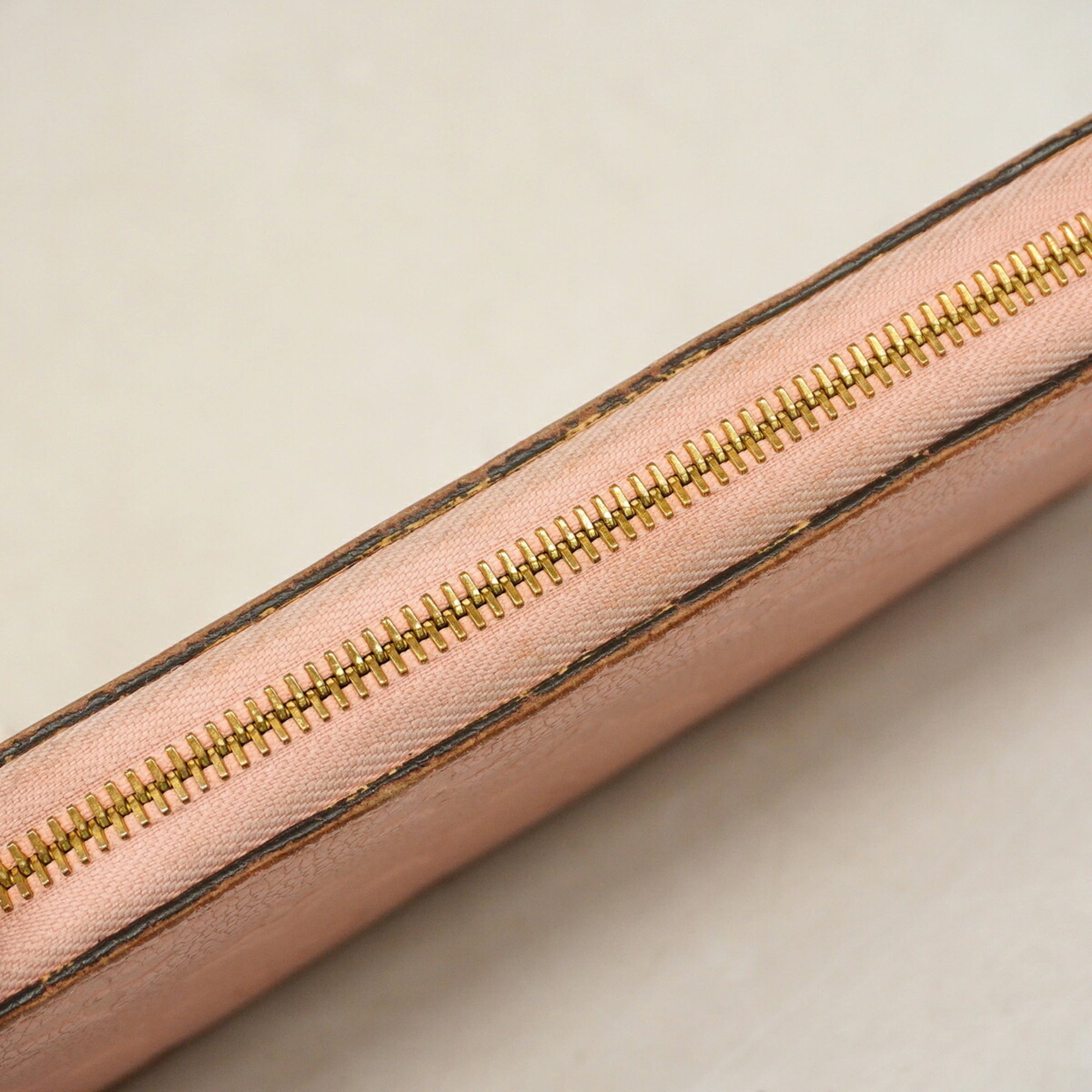 Louis Vuitton Rose Poudre Long Wallet (Bi-Fold) (Pre-Owned)
