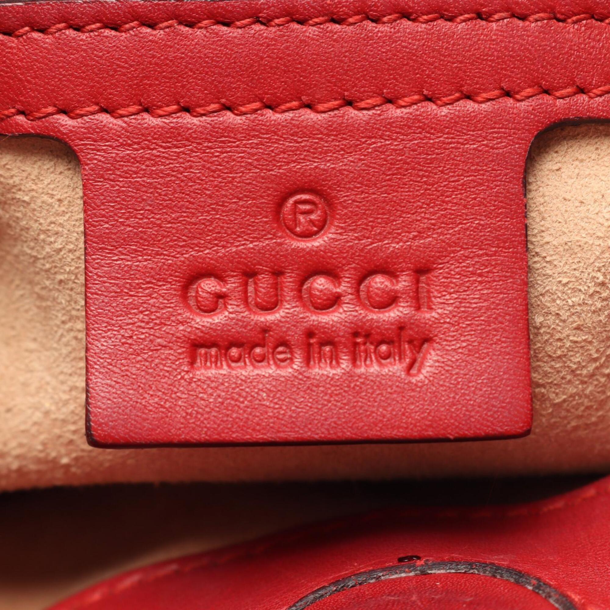 Gucci Red Color Leather Handbag (Pre-Owned)