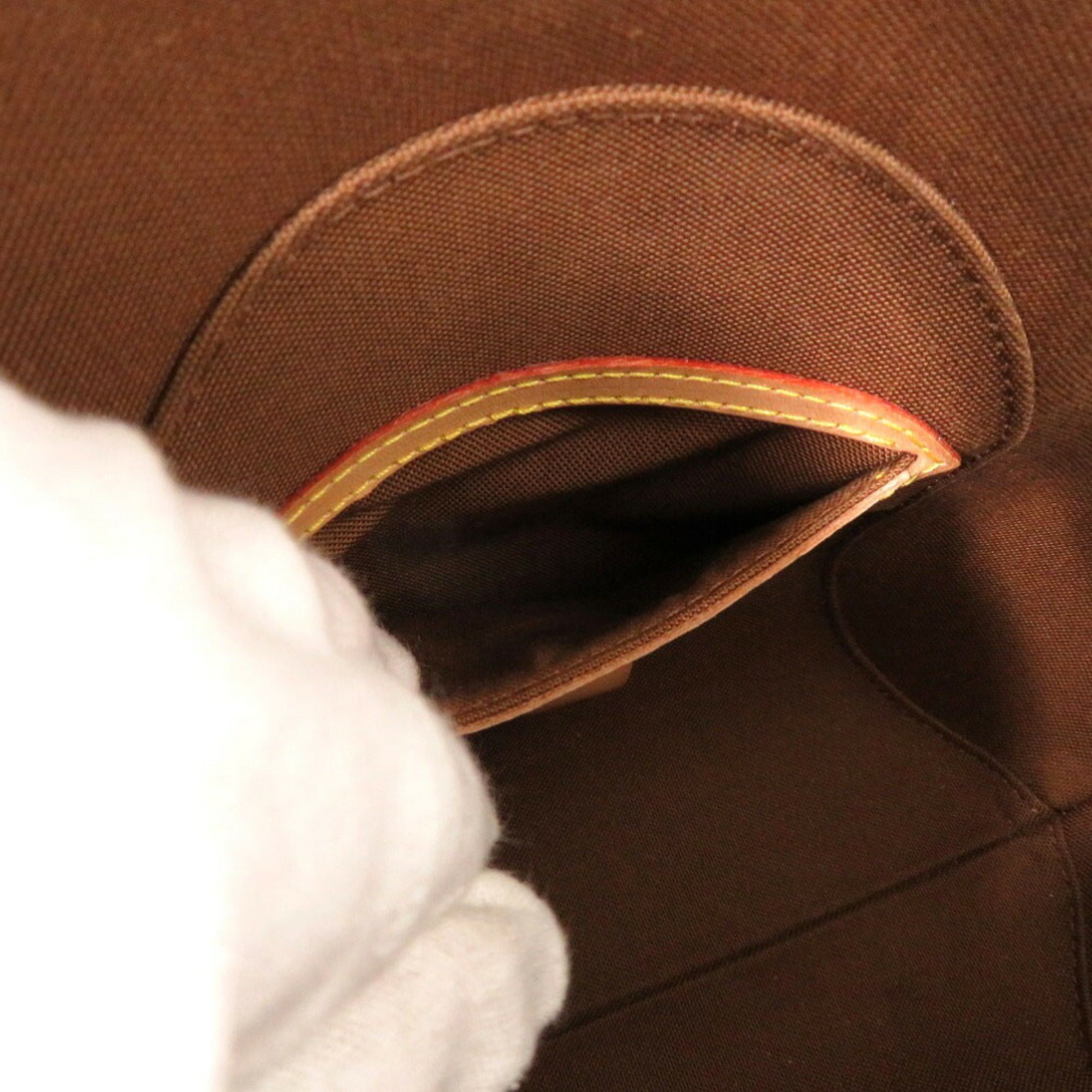 Louis Vuitton Brown Monogram Monogram Handbag (Pre-Owned)