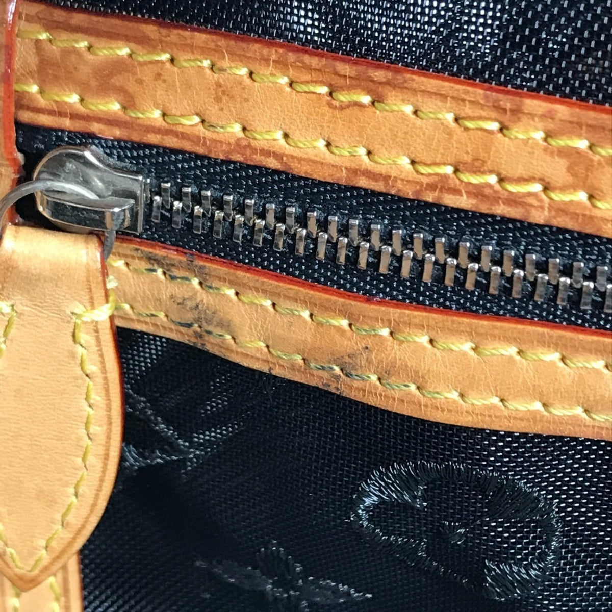 Louis Vuitton Black Monogram Handbag Tote Bag (Pre-Owned)