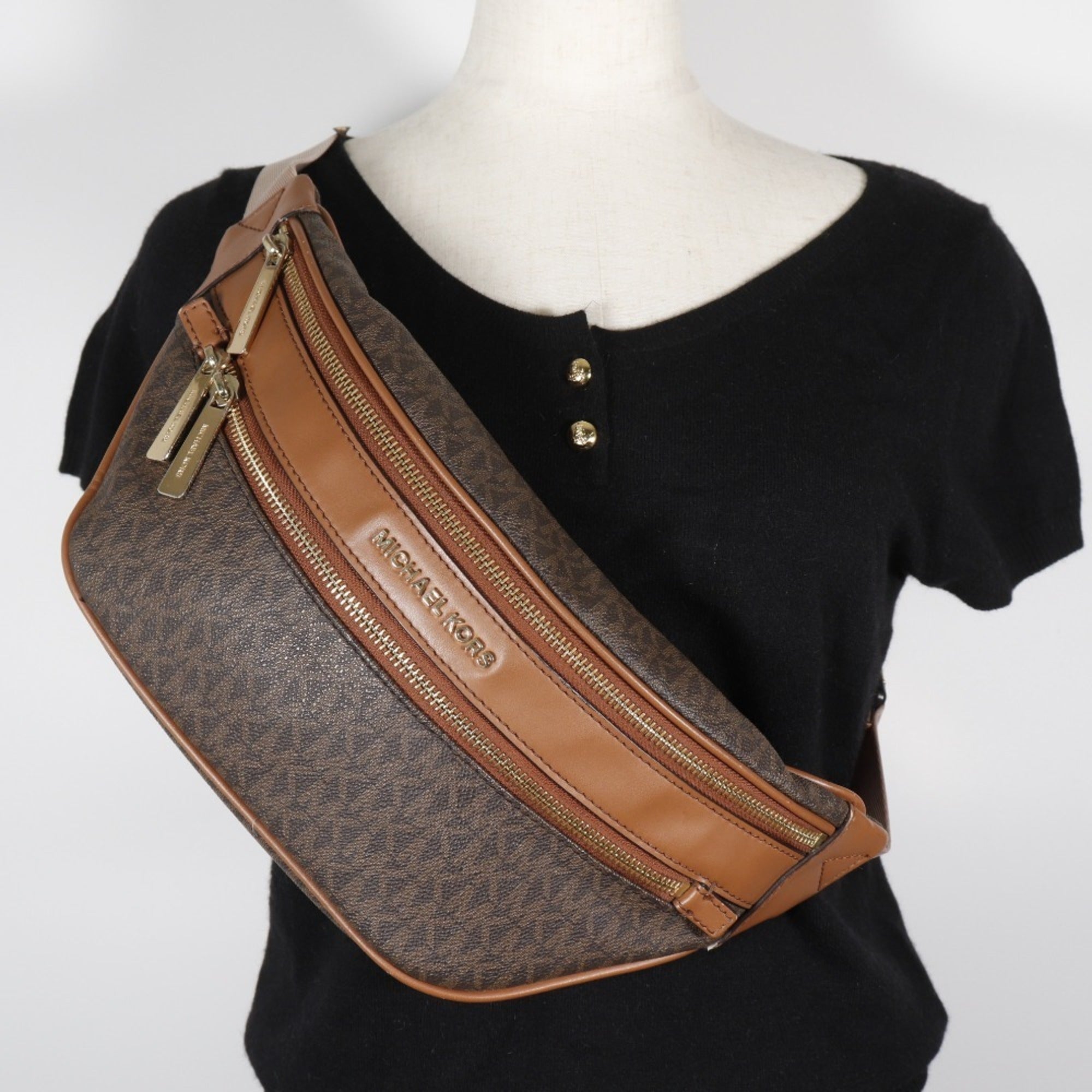 Michael Kors Brown Pvc Sling Bag (Pre-Owned)